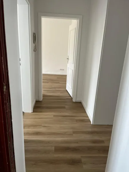 Stilvoll saniert: 3-Zimmer-Wohnung in Berlin-Friedrichsfelde — photo 1